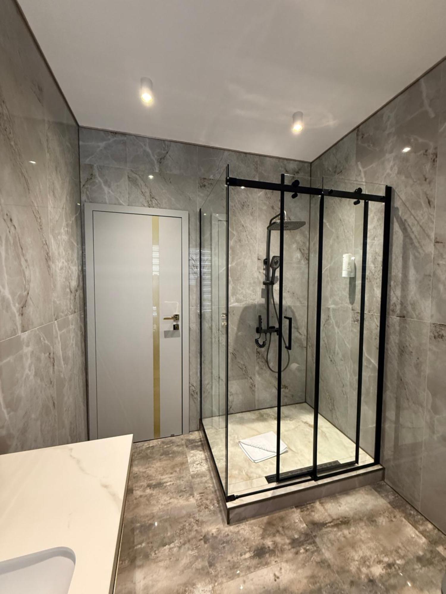 Galactic&ludmila Hotel 4*